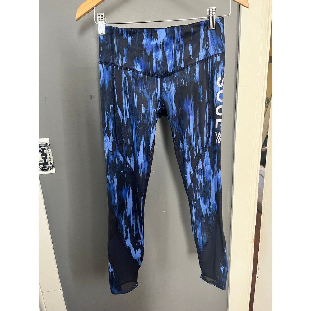 Lululemon size 4 leggings soul cycle skull geometric blue